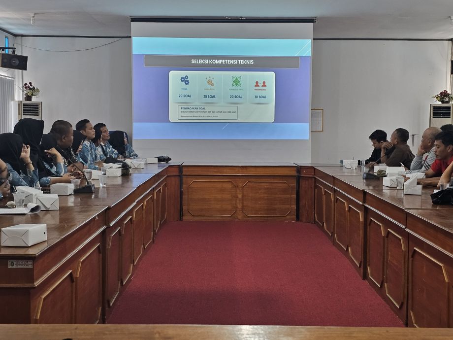 Dinas Sosial Provinsi Kalimantan Barat Gelar Kegiatan Pengarahan Dalam Rangka Persiapan Ujian Seleksi PPPK Bagi Tenaga Kontrak Di Lingkungan Dinas Sosial Provinsi Kalimantan Barat